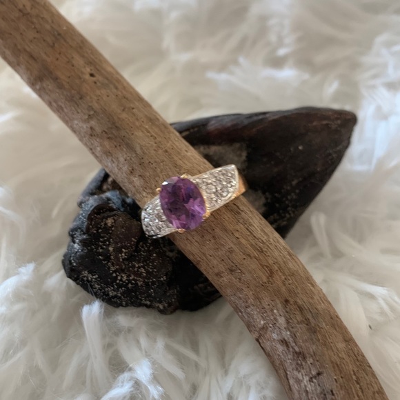 BLING : Amethyst and Rhinestone Gold Tone Ring - Picture 6 of 9